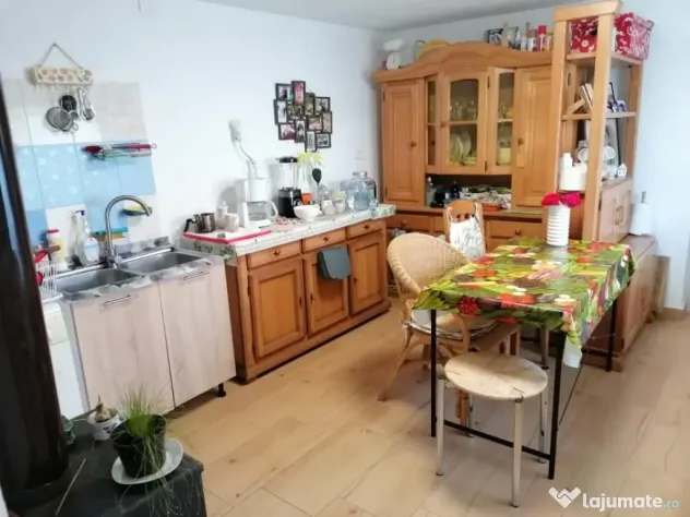 Casa individuala cu teren si priveliste spre munti