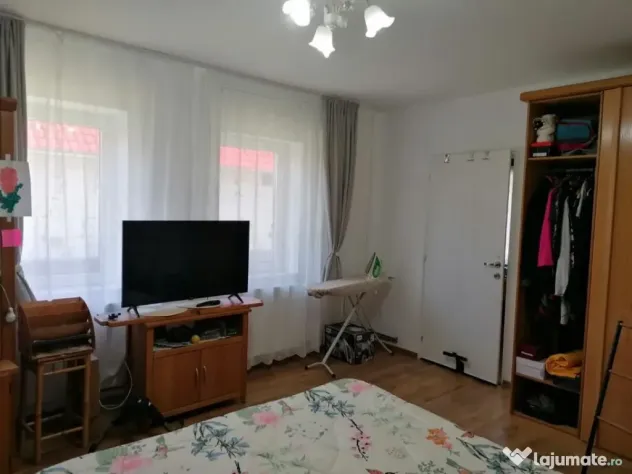 Casa individuala cu teren si priveliste spre munti