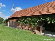 Casa individuala cu teren si priveliste spre munti 