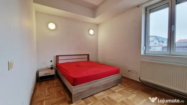 Vilă P+1+Pod, 320 mp, Teren 544 mp, Damaroaia