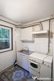 Apartament 2 camere-Rovine-parter-centrala proprie-54mp 