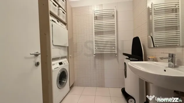 Apartament superb cu terasa si piscina Iancu Nicolae