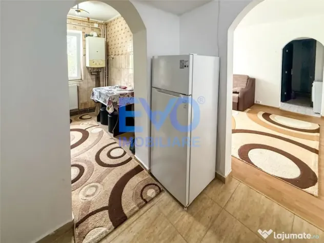 Apartament cu 2 camere, Pet Friendly, centrala termica, zona