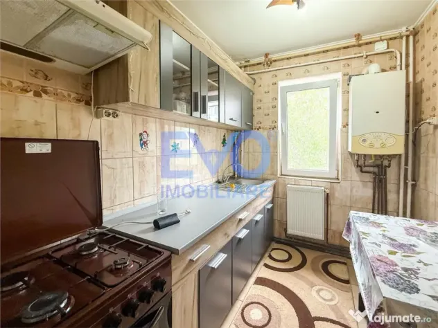 Apartament cu 2 camere, Pet Friendly, centrala termica, zona