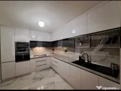 Casa de vanzare sau inchiriere, 7 camere, 315 mp, zona - Si