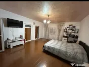 Casa de vanzare sau inchiriere, 7 camere, 315 mp, zona - Si