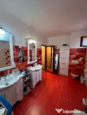 Casă individuală cu 4 camere și mansardă, zona Titulescu 