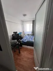 Apartament 3 camere decomandat-Baza 3-etaj intermediar 