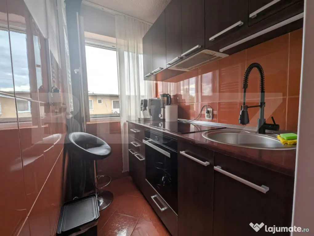 Apartament vanzare Iosia, etaj intermediar
