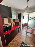 VEST- APARTAMENT 2 CAMERE DECOMANDAT ,CENTRALA GAZ, ETAJ 2