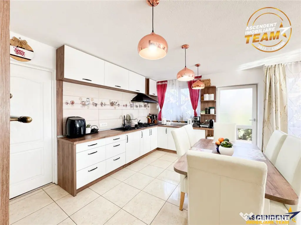 Casa primitoare si apreciabila, areal cu liniste, gradina fr
