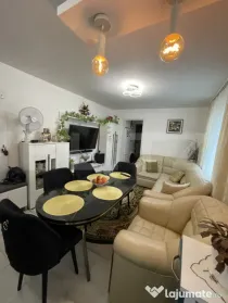 Microapartament de vanzare, 2 camere, etaj 3 - zonă Central