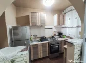 Apartament cu 3 camere, etaj 1, mobilat, Micro 15