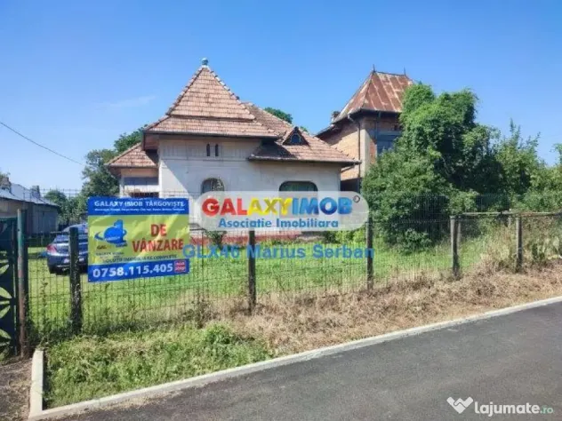 Casa Razvad Strada Principala