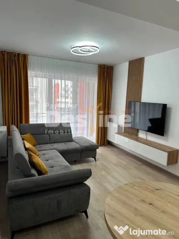Apartament 2 camere decomandat, boxa si loc de parcare incl