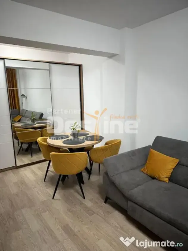 Apartament 2 camere decomandat, boxa si loc de parcare incl