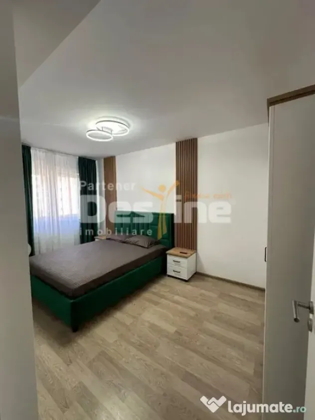 Apartament 2 camere decomandat, boxa si loc de parcare incl