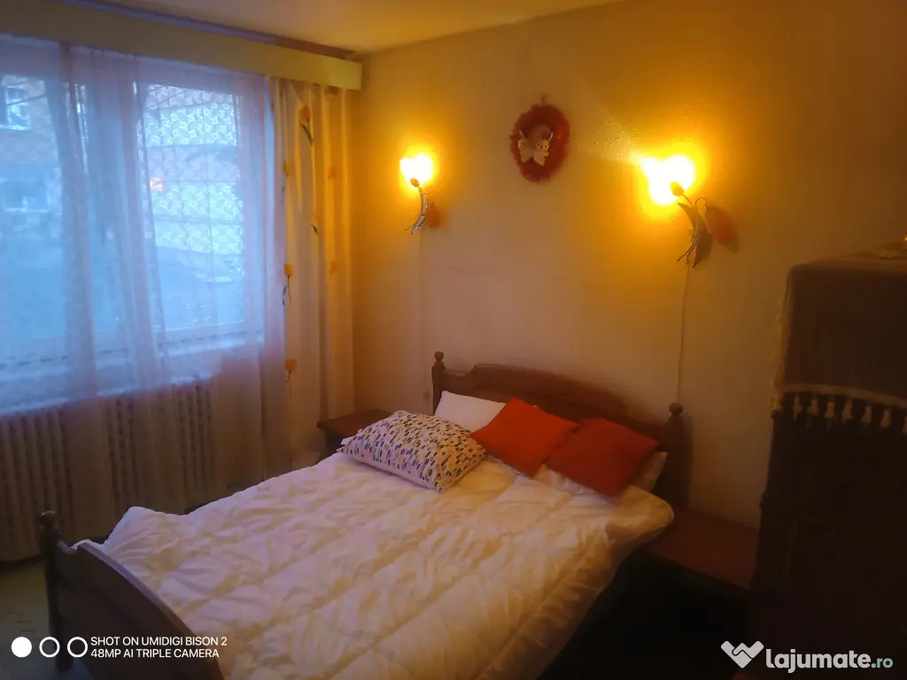 Închiriez apartament 2 camere zona A.I Cuza