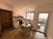 Apartament 2 camere semidecomandat zona Razoare 