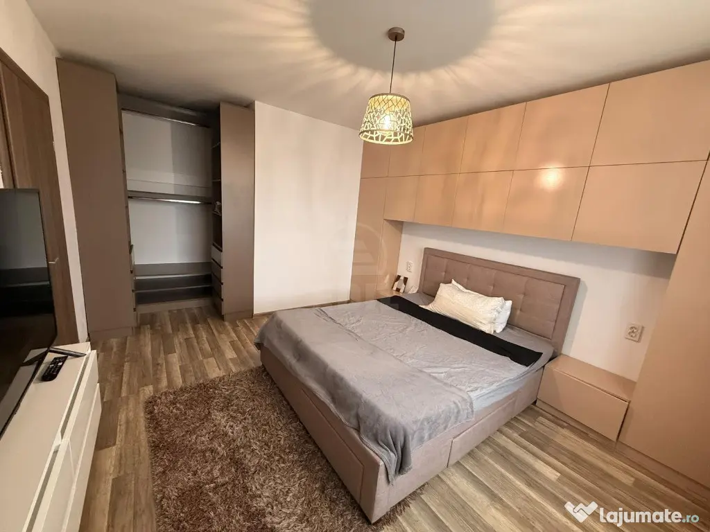 Inchiriere Apartament 2 camere semidecomandat, 43 mp,Razoare