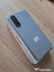 Samsung Galaxy A17. 