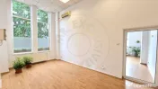 De inchiriat spatiu comercial central 