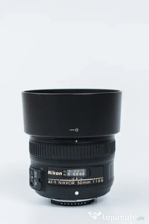 Nikon D850 body + obiectiv Nikkor 50mm f/1.8G