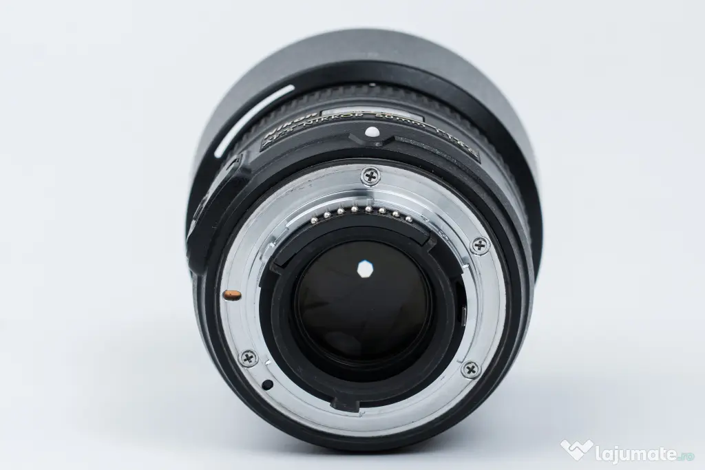Nikon D850 body + obiectiv Nikkor 50mm f/1.8G