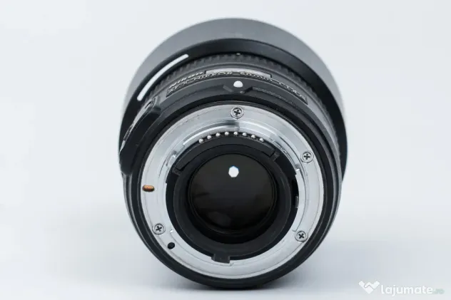 Nikon D850 body + obiectiv Nikkor 50mm f/1.8G
