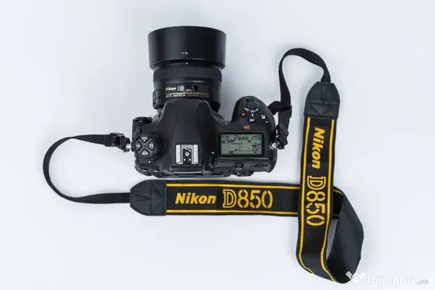 Nikon D850 body + obiectiv Nikkor 50mm f/1.8G