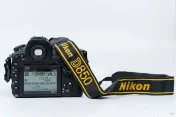 Nikon D850 body + obiectiv Nikkor 50mm f/1.8G