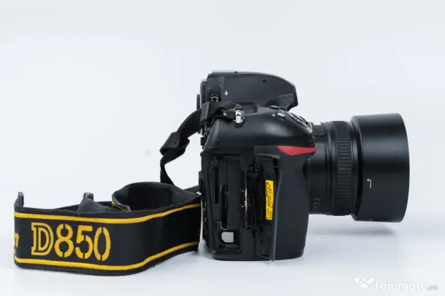 Nikon D850 body + obiectiv Nikkor 50mm f/1.8G