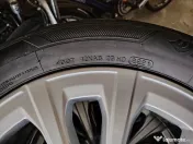 Vând urgent Roți 17 inchi