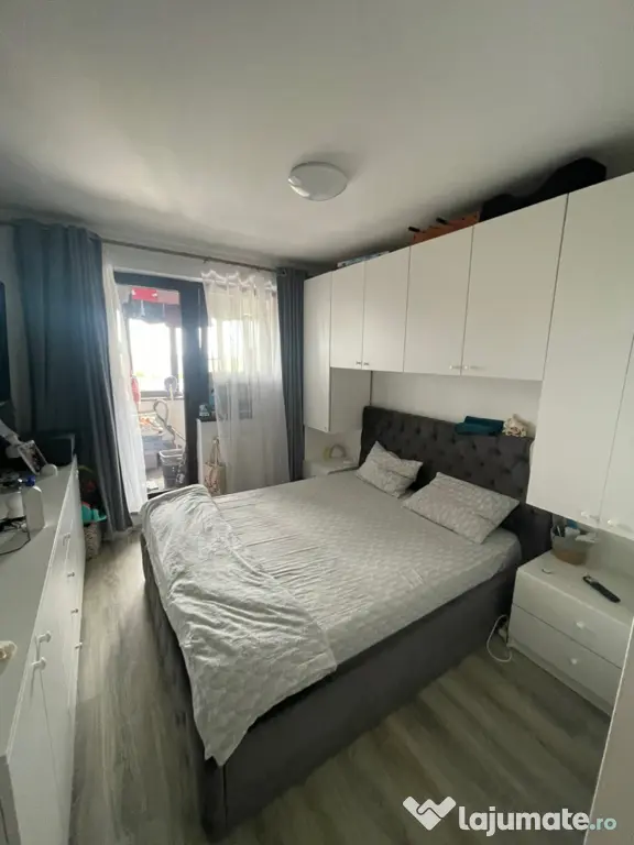 Vând apartament 2 camere