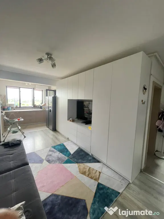 Vând apartament 2 camere