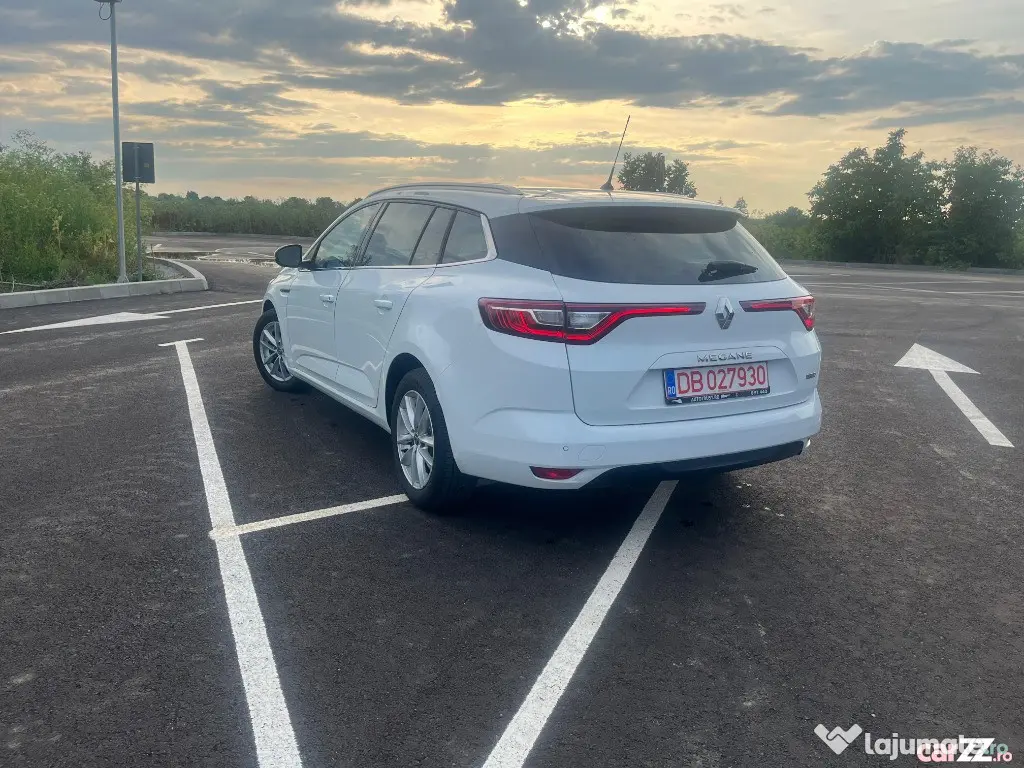 RENAULT Megane 4
