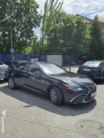 Vând Lexus ES 300H