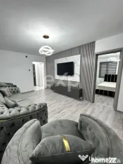 Apartament de vânzare – 3 camere , Micro 8 ,et 1