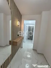 Apartament de vânzare – 3 camere , Micro 8 ,et 1