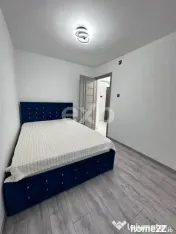Apartament de vânzare – 3 camere , Micro 8 ,et 1