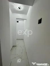 Apartament de vânzare – 3 camere , Micro 8 ,et 1