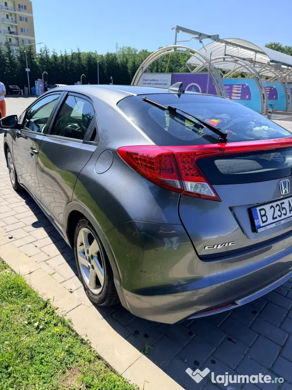 Honda Civic 5D 1.8 i-VTEC -2012- 82000km - GPL