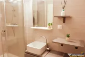 Studio modern, decomandat, etaj 2, mobilat, echipat, terasa,