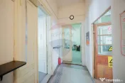 De vânzare apartament cu 1 cameră, str. Cuza Vodă, ult...