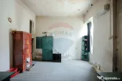 De vânzare apartament cu 1 cameră, str. Cuza Vodă, ult...