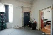 De vânzare apartament cu 1 cameră, str. Cuza Vodă, ult...