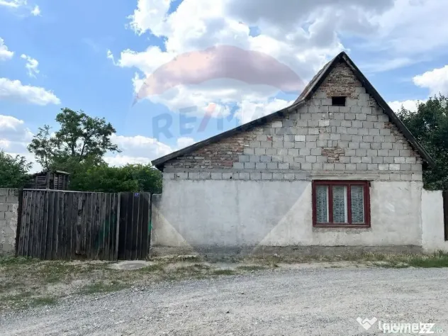 Casă în Pecica cu teren 410 mp | Ideală pentru investi... - Pecica (Arad)