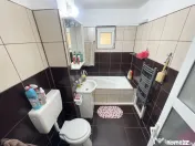 Apartament 2 camere zona Poarta 6 cu Centrala 