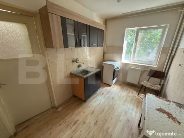 Apartament 2 camere, 51 mp, zona Vest