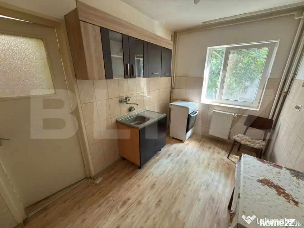 Apartament 2 camere, 51 mp, zona Vest - Ploiesti (Prahova)